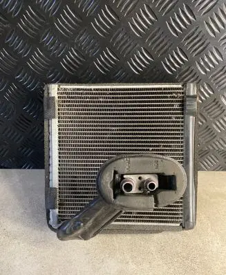 Air conditioning (A/C) radiator (interior)