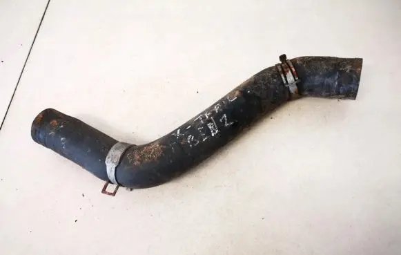 Nissan X-Trail T30 Engine coolant pipe/hose