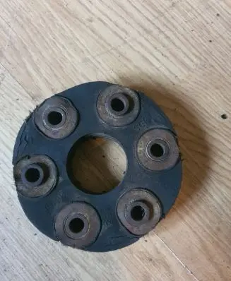 Mercedes-Benz W123 Rear prop shaft donut coupling/joint 1234110015