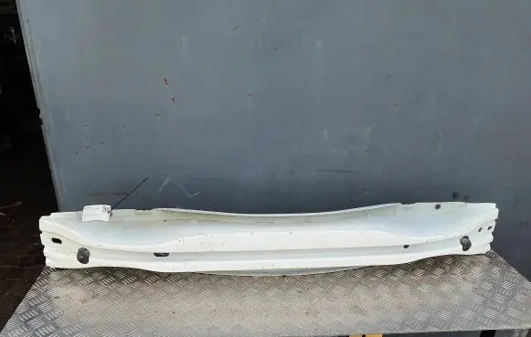 Volvo V60 Rear bumper support beam 