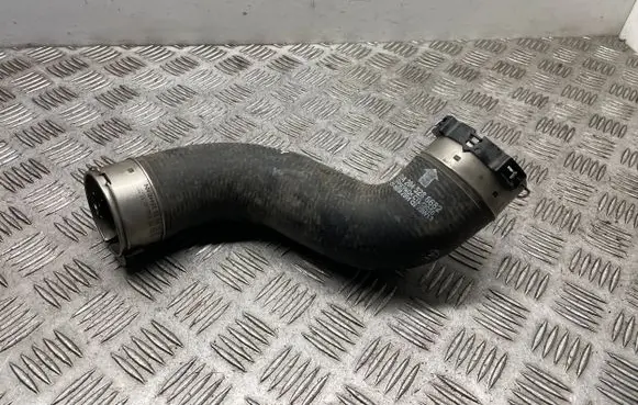 Mercedes-Benz C W204 Intercooler hose/pipe A2045286682