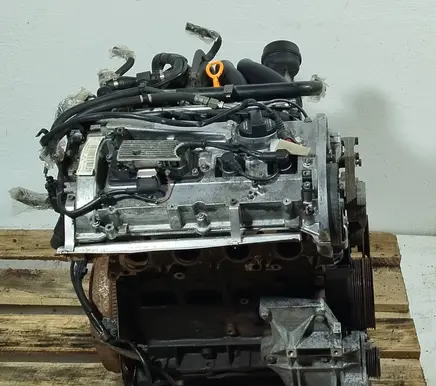 Volkswagen PASSAT B5 Engine 058103021