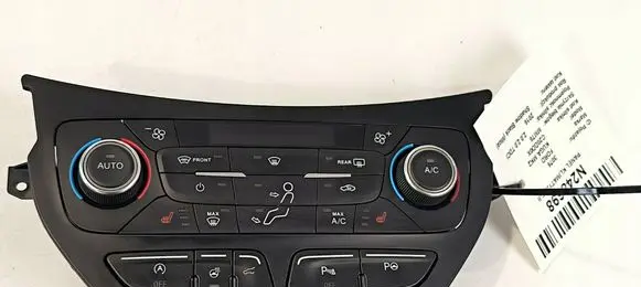 Ford Kuga II Climate control/heater control trim GJ5T-18C612-DF