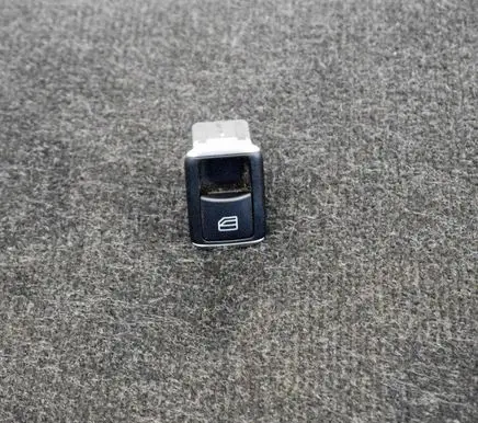 Mercedes-Benz C W204 Electric window control switch A2049055502