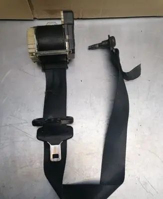 Ford Focus Front seatbelt 4M51A61295AL
