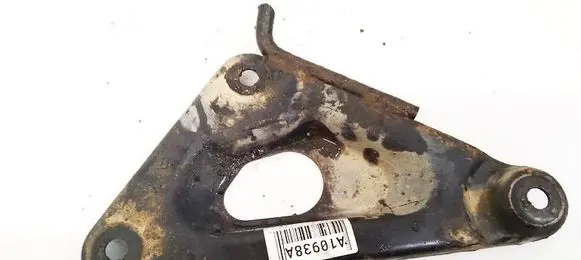 Opel Zafira B Engine mounting bracket 