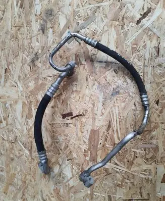 Air conditioning (A/C) pipe/hose