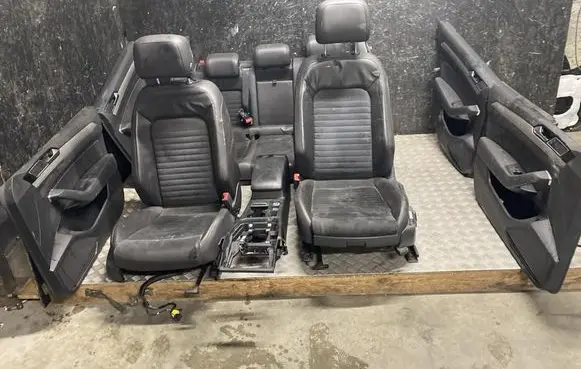 Volkswagen PASSAT B8 Seat set 