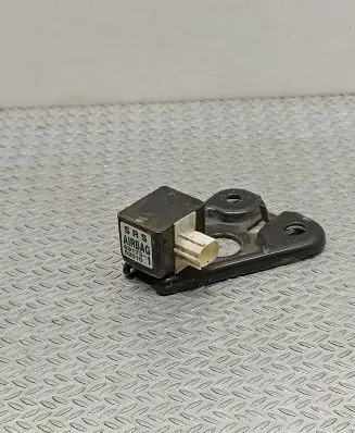 Toyota Yaris Airbag deployment crash/impact sensor 891731