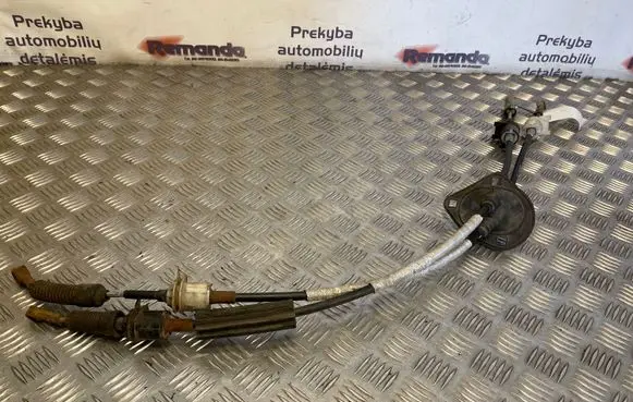 Iveco Daily 35 - 40.10 Gear shift cable linkage 504089881