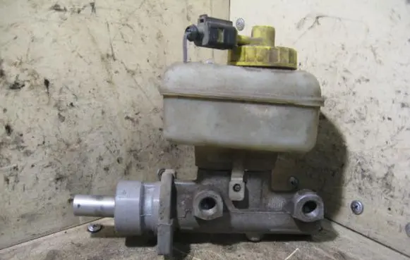 Audi A3 S3 8L Master brake cylinder BOSCH21027099