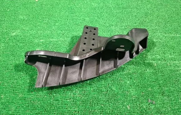 Hyundai i10 Headlight/headlamp mounting bracket 86518B9500