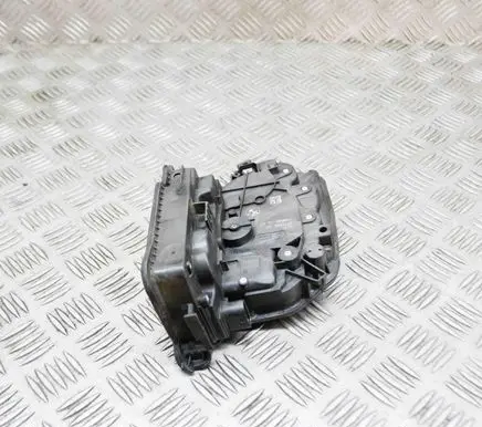 BMW X3 G01 Coupe door lock (next to the handle) 2711545