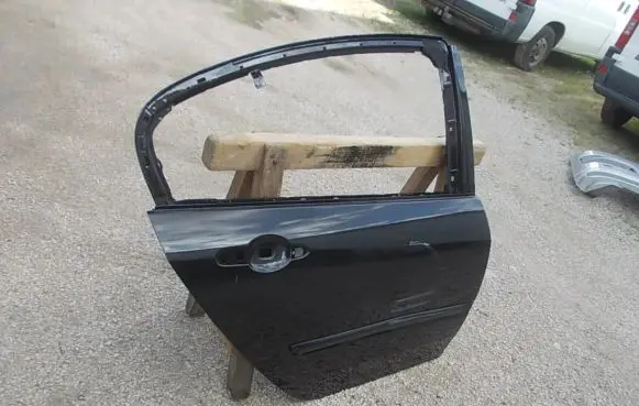 Renault Laguna III Front door