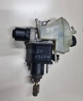 Mercedes-Benz E W211 Master brake cylinder A2114300302 0204251302