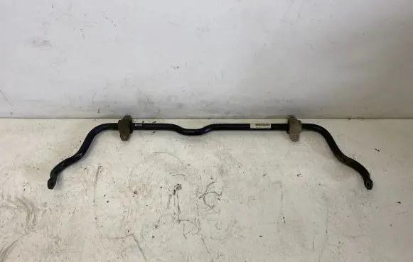 Mercedes-Benz A W176 Front anti-roll bar/sway bar A2463203411