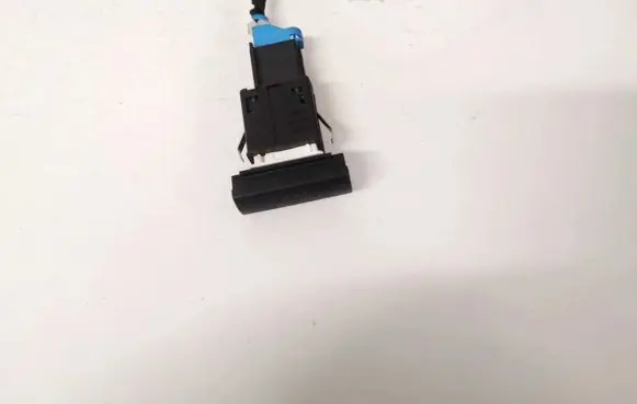 Passenger airbag on/off switch