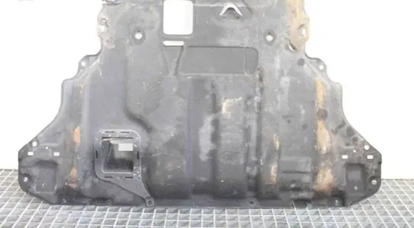 Ford Focus Engine splash shield/under tray