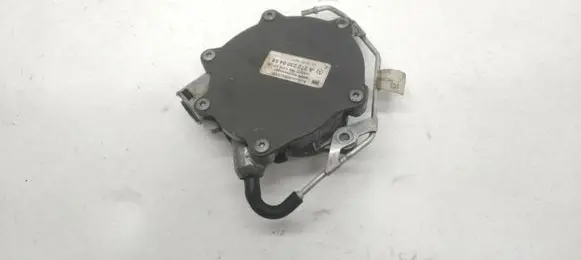 Mercedes-Benz C W204 Vacuum pump 2722300465