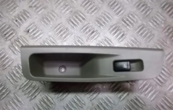 Chevrolet Lacetti Quarter vent window switch 