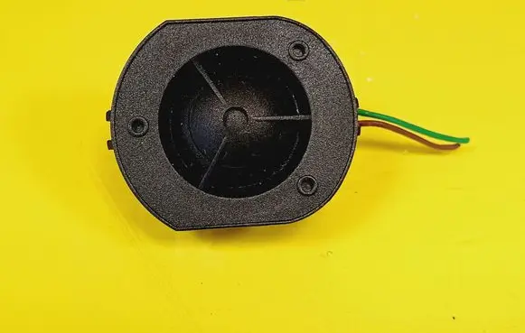 Renault Vel Satis Front door high frequency speaker 8200069125A
