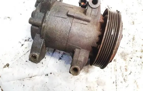 Nissan Almera N16 Air conditioning (A/C) compressor (pump) 926009F510 2J55245010