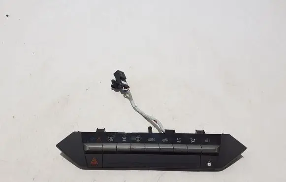 Renault 5 E-Tech Air conditioner control unit module 283E83399R