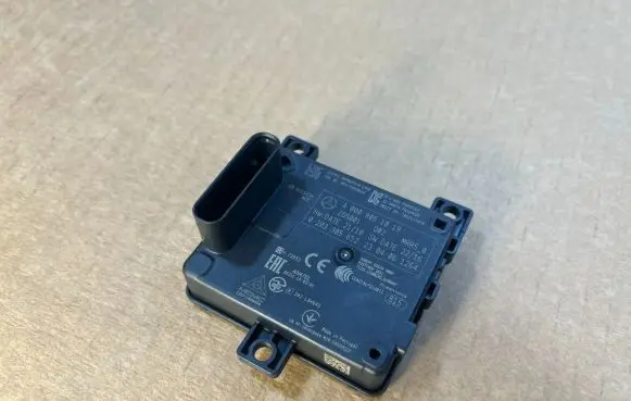 Mercedes-Benz C W206 Distronic sensor radar A0009051019