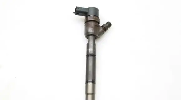 Hyundai i40 Fuel injector 338002A800