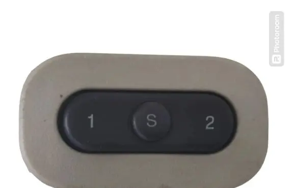 Jeep Grand Cherokee (WK) Seat memory switch 5JF971D1AC 44008107 MCP04542A