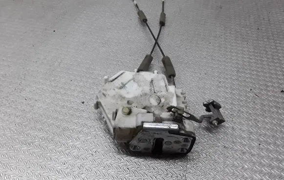 Honda FR-V Rear door lock
