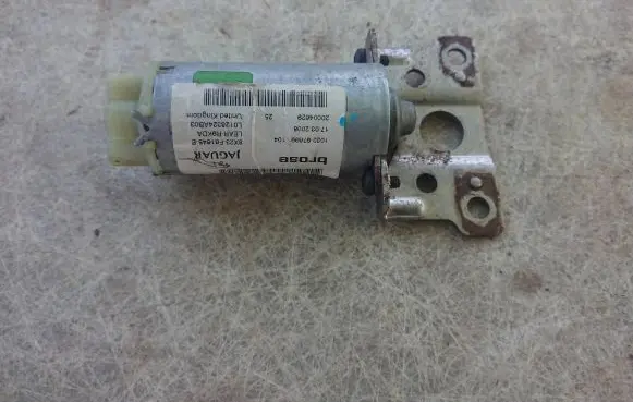 Jaguar XF Seat adjustment motor 8X23F61645B L0128324AB03 102297699104