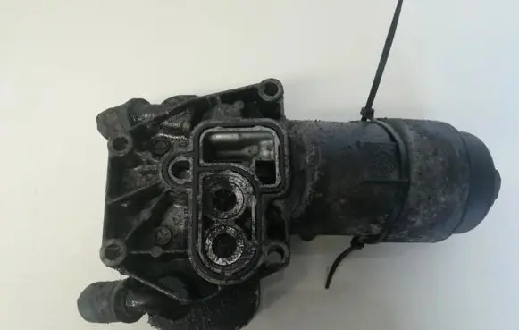 Saab 9-3 Ver1 Oil filter cover 90571673