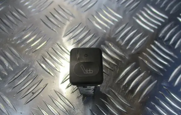 Land Rover Discovery Seat control switch 