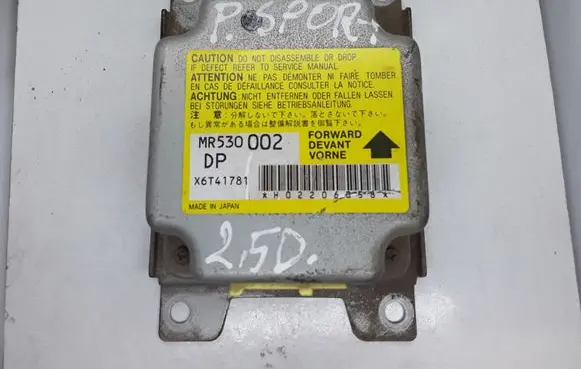 Mitsubishi Pajero Sport I Airbag control unit/module MR53002 X6T41781