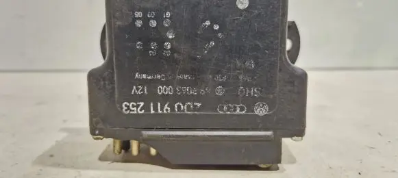 Volkswagen II LT ABS relay 2d0911253