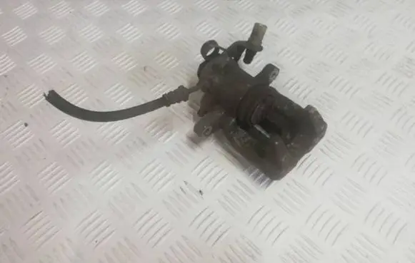 Peugeot 2008 I Brake caliper pad carrier rear 