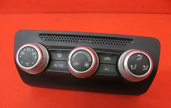 Audi A1 Climate control unit 8X0820043A