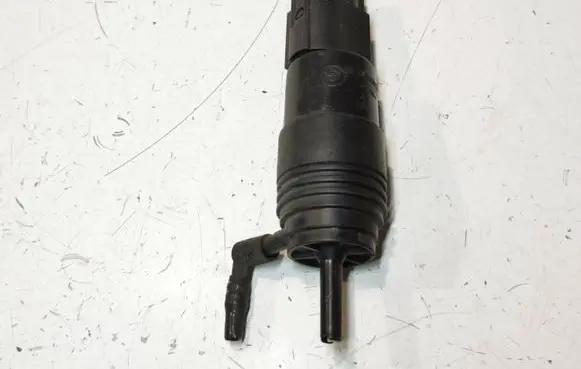 BMW 1 E81 E87 Windscreen/windshield washer pump 67128360244