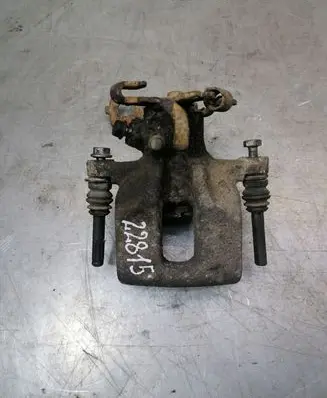Toyota Auris 150 Front brake caliper