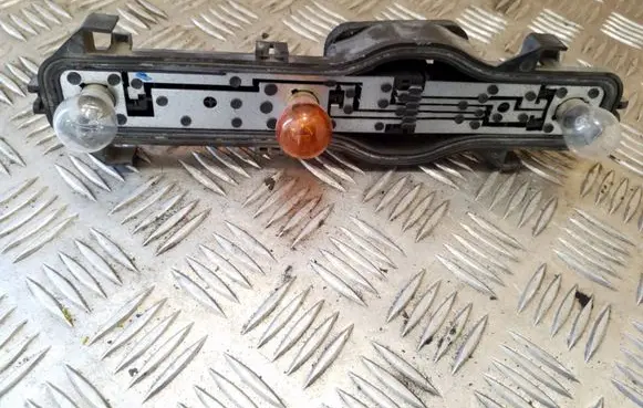 Tail light part