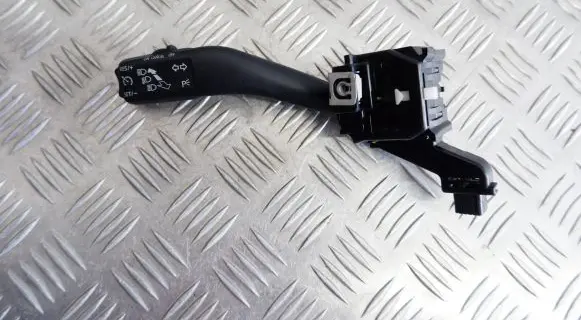 Volkswagen Tiguan Indicator stalk 1K0953513G