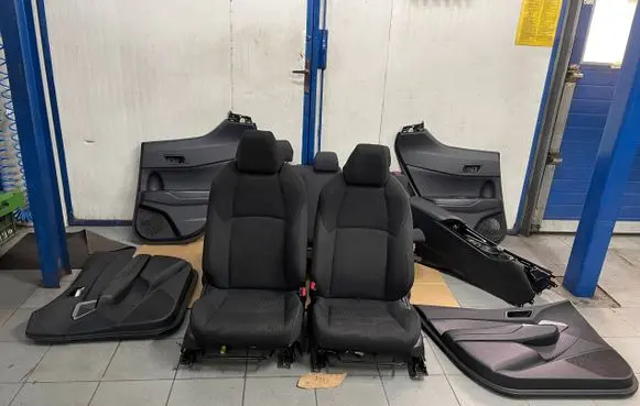 Toyota C-HR I Seat and door cards trim set 