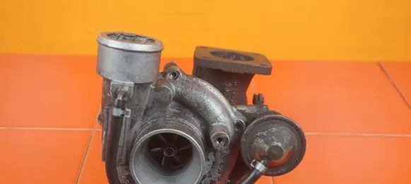 Jeep Cherokee III KJ Turbo 3542096F VM25C