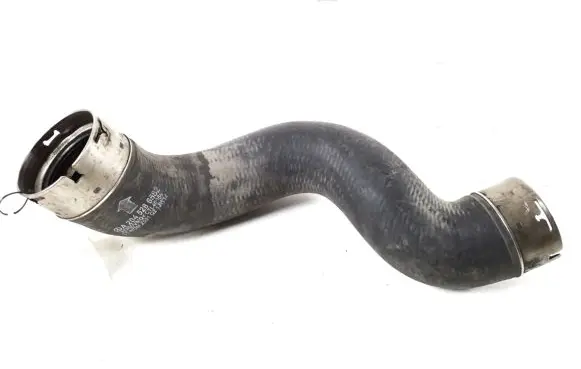 Mercedes-Benz CLS C218 X218 Intercooler hose/pipe A2045286582