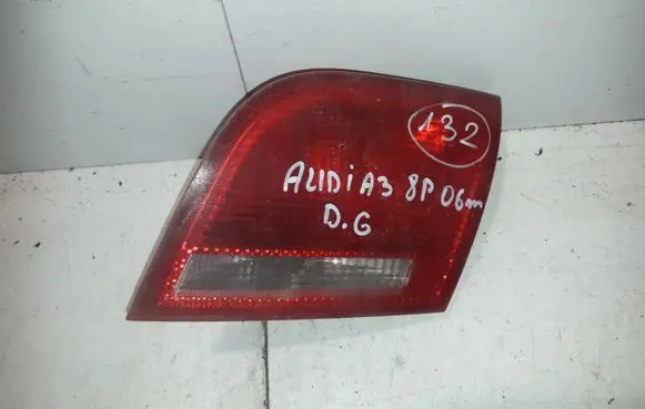 Audi A3 S3 8P Tailgate rear/tail lights 8P4945093B2S