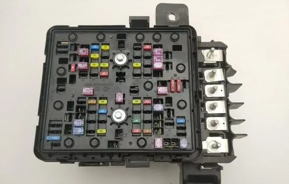 Fuse box set