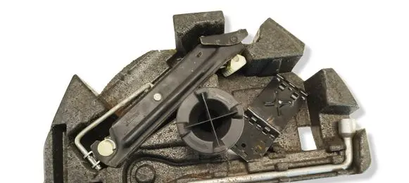 Mercedes-Benz C W203 Tool set A2035830075