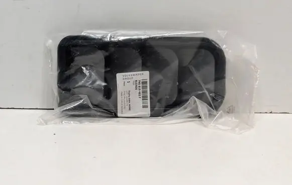 Audi A3 8Y Quarter panel pressure vent 7N0819465F LS844270 70251208