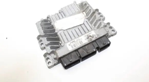 Renault Megane III Engine control unit/module 8200565863 8200592611